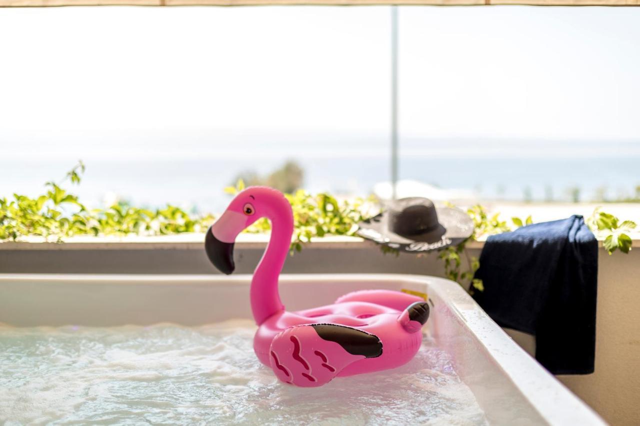 Velebis Superior Apartment - Luxurious One-Room Apartment With Jacuzzi - Prestigious Location By The Sea In The New City Center Of Znjan - Panoramic View Of The Sea And Islands - Free Garage Parking - Buralux Properties 스플리트 외부 사진